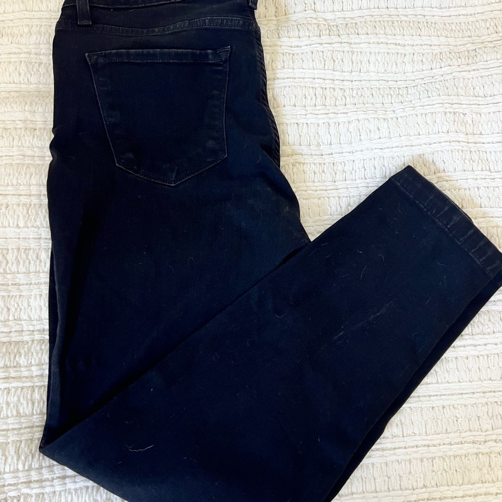 Flying Monkey barely worn size 30